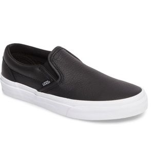 Vans Classic Slip-On, Black, Women’s 8 (Men 6.5)